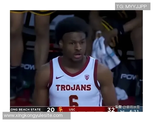 布朗尼G联盟首秀表现出色贡献15分4板8助蒂耶罗同样精彩砍下19分4板