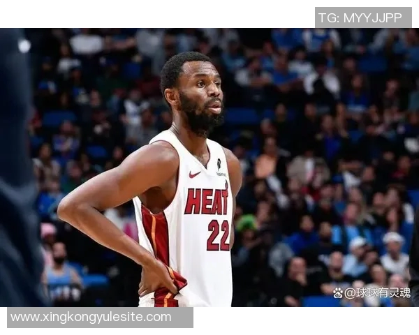 维金斯称赞阿德巴约全能防守能力认为他是联盟顶级防守者之一